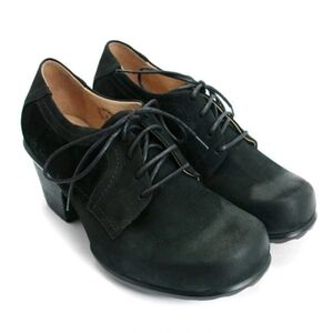 JOHN FLUEVOG EASE HOPEFUL OXFORD